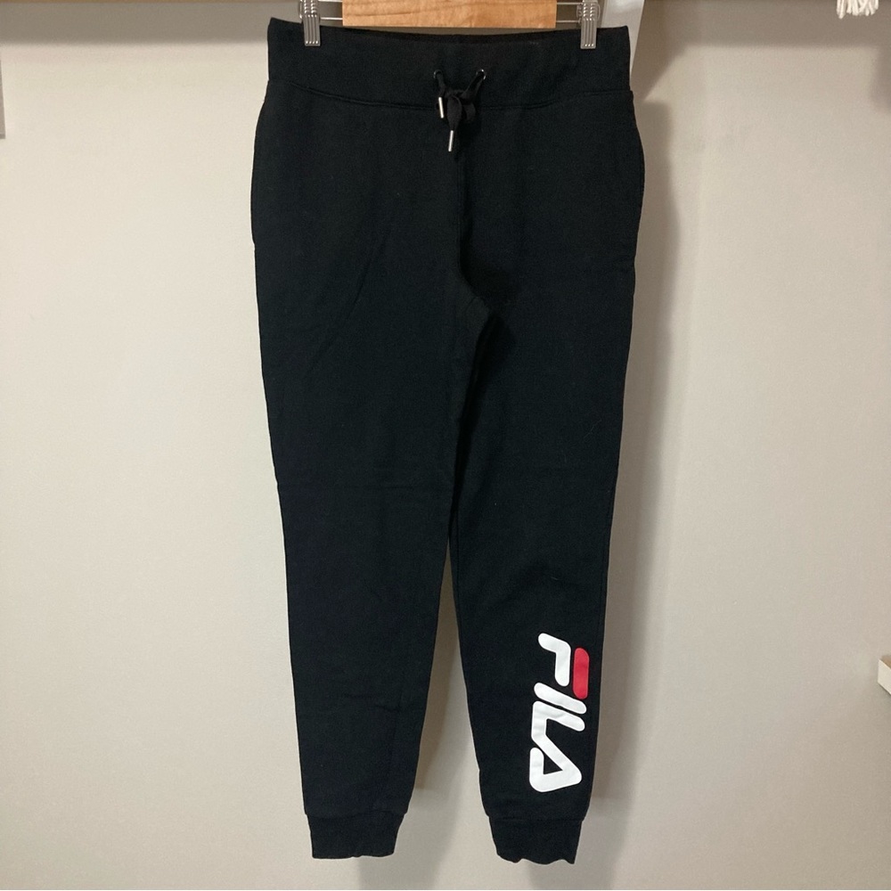 Women’s FILA Black jogger sweatpants, size medium, joggers fall winter